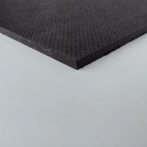 RÉTEGELT LEMEZ CSÚSZÁSMENTESÍTETT NYÍR 18MM